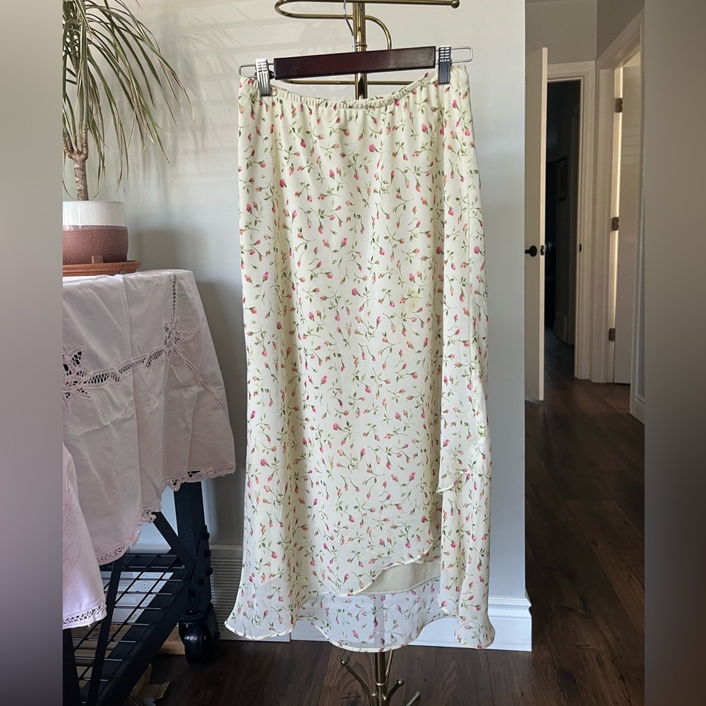 Kathie Lee Collection Cream Floral Maxi Skirt
